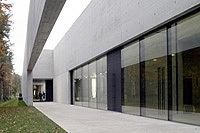 Neubau des Dokumentationszentrums der Gedenkstätte Bergen-Belsen, Außenansicht