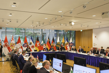 02.11.2022: Sonder-MPK der Länderchefinnen und Länderchefs mit anschließenden Beratungen mit dem Bundeskanzler