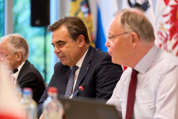 EU-Vizepräsident Margaritis Schinas Sonder-MPK in Brüssel