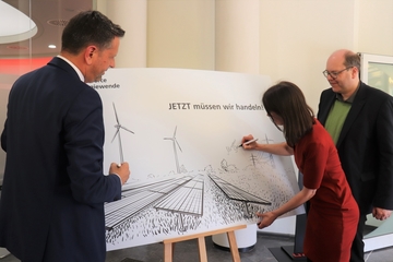 Wirtschaftsminister Lies, Landwirtschaftsministerin Staudte und Umweltminister Meyer