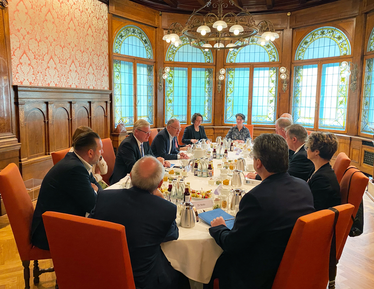 Ministerpräsident Stephan Weil im Gespräch mit den Unternehmerverbänden Handwerk