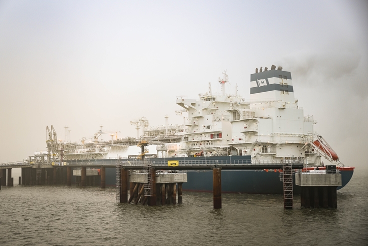 Schwimmendes LNG-Terminal (FSRU) Wilhelmshaven - Hoeg Esparanza